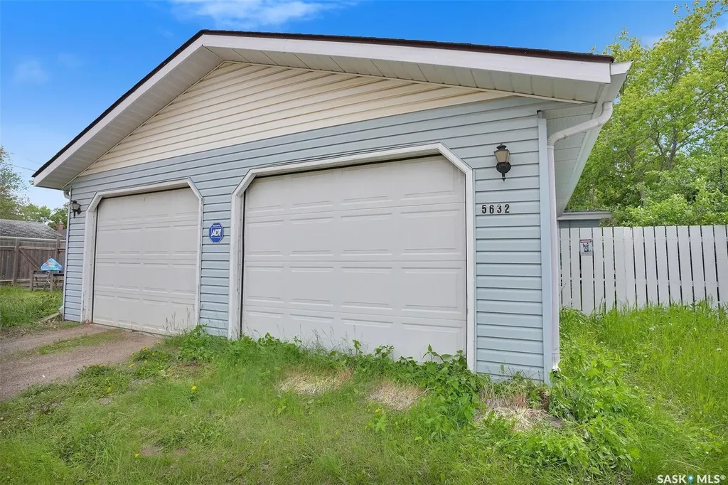 5632 4th Avenue Regina SK S4T 0J9