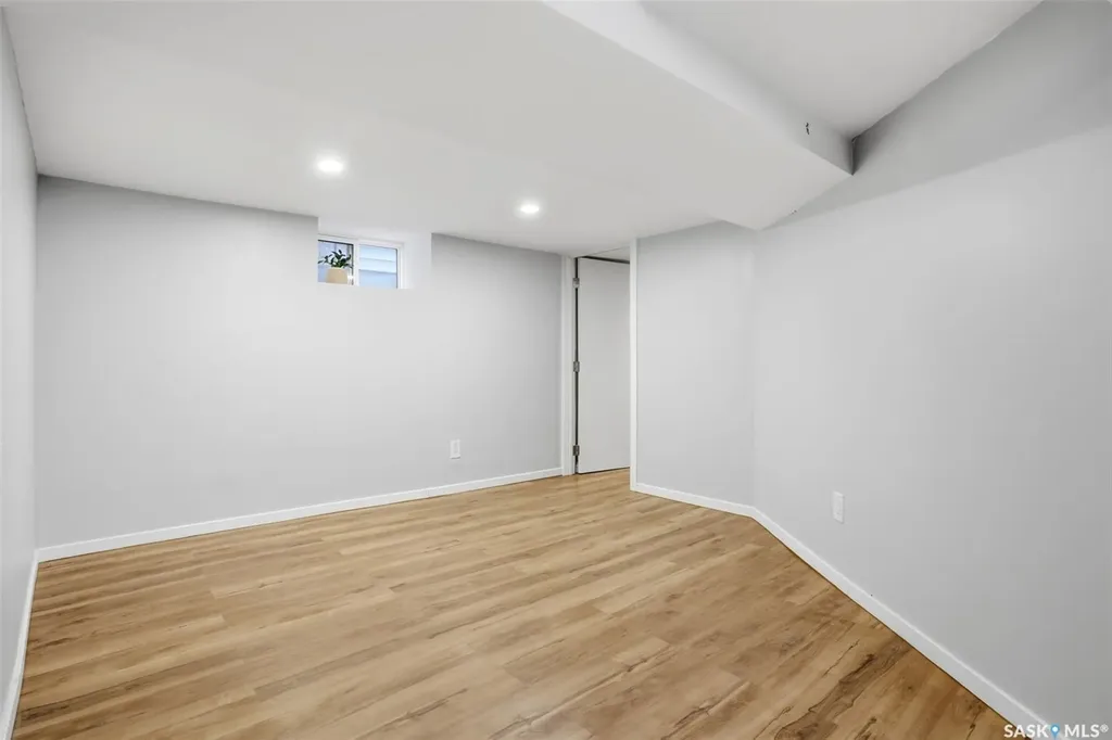 721 College Avenue Regina SK S4N 0X8