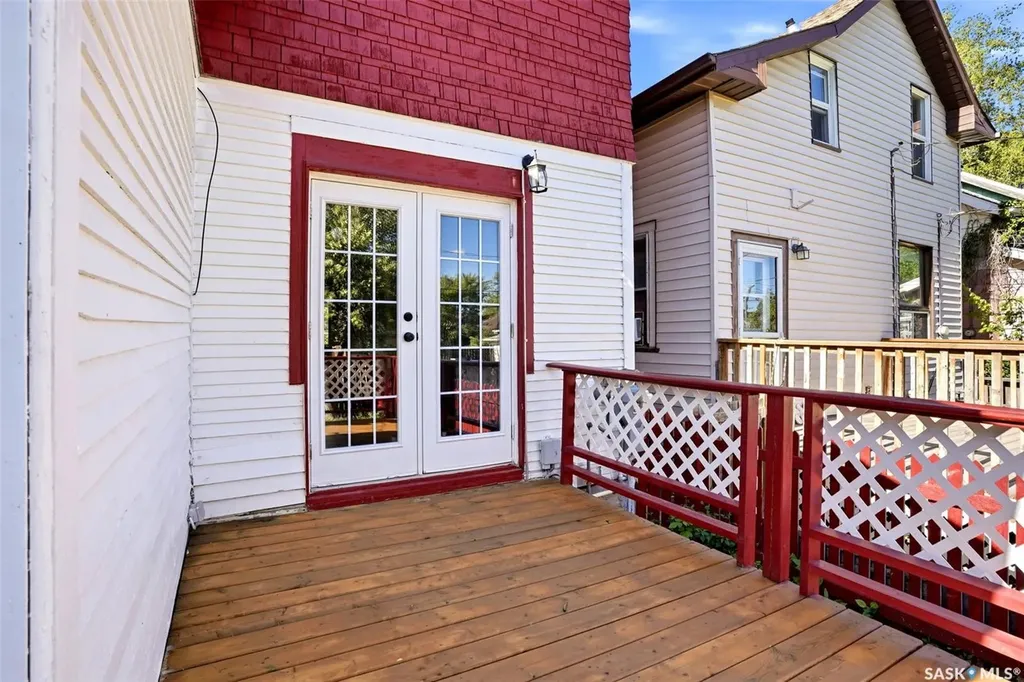 721 College Avenue Regina SK S4N 0X8