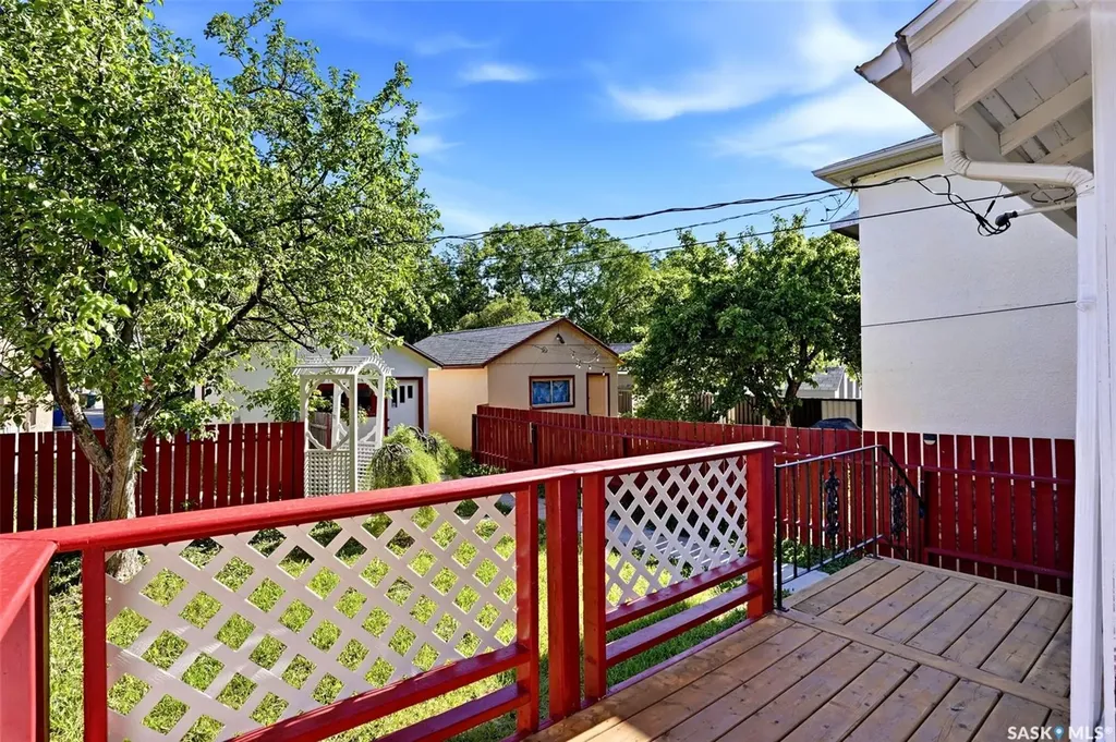 721 College Avenue Regina SK S4N 0X8