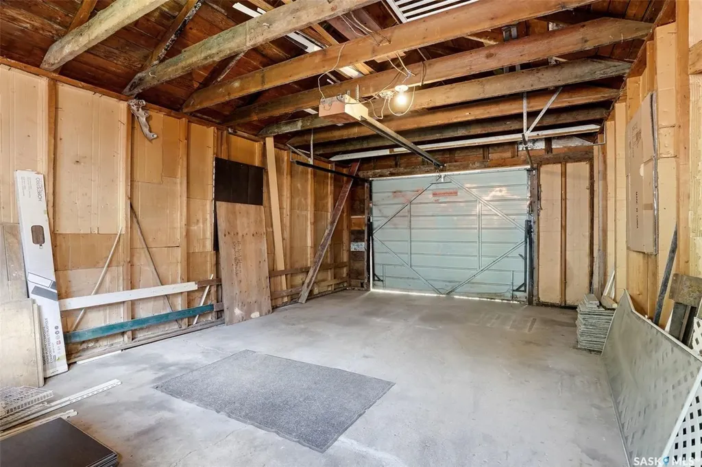 721 College Avenue Regina SK S4N 0X8