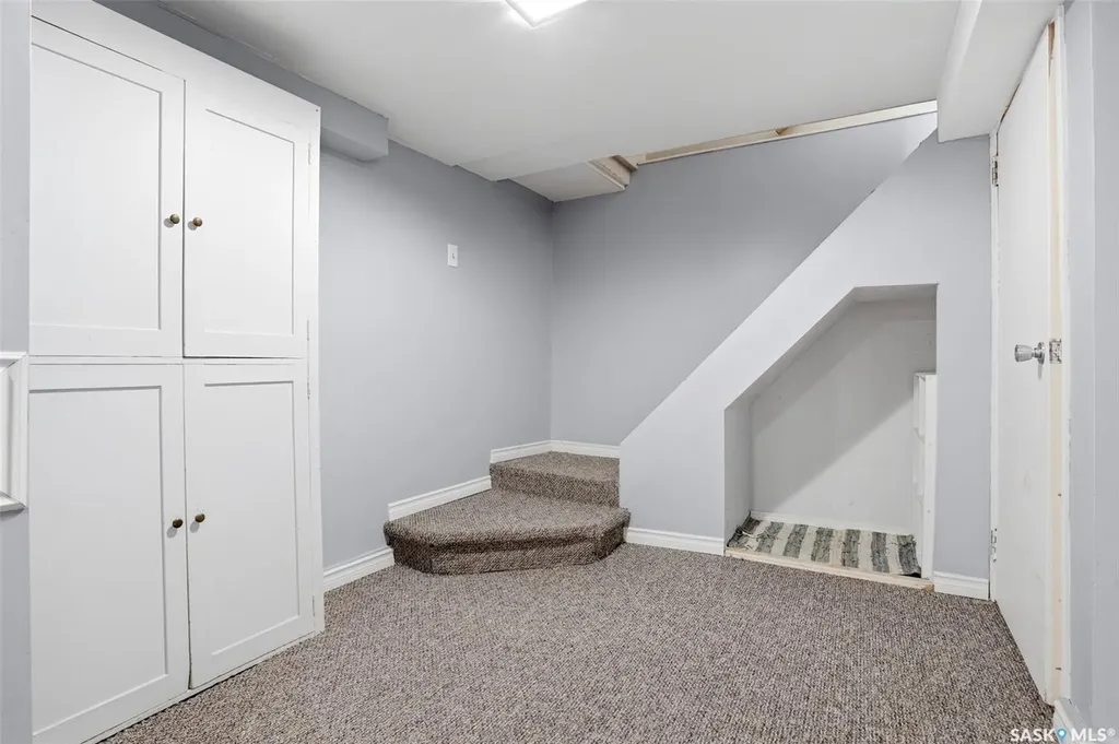 2261 Winnipeg Street Regina SK S4P 1H2