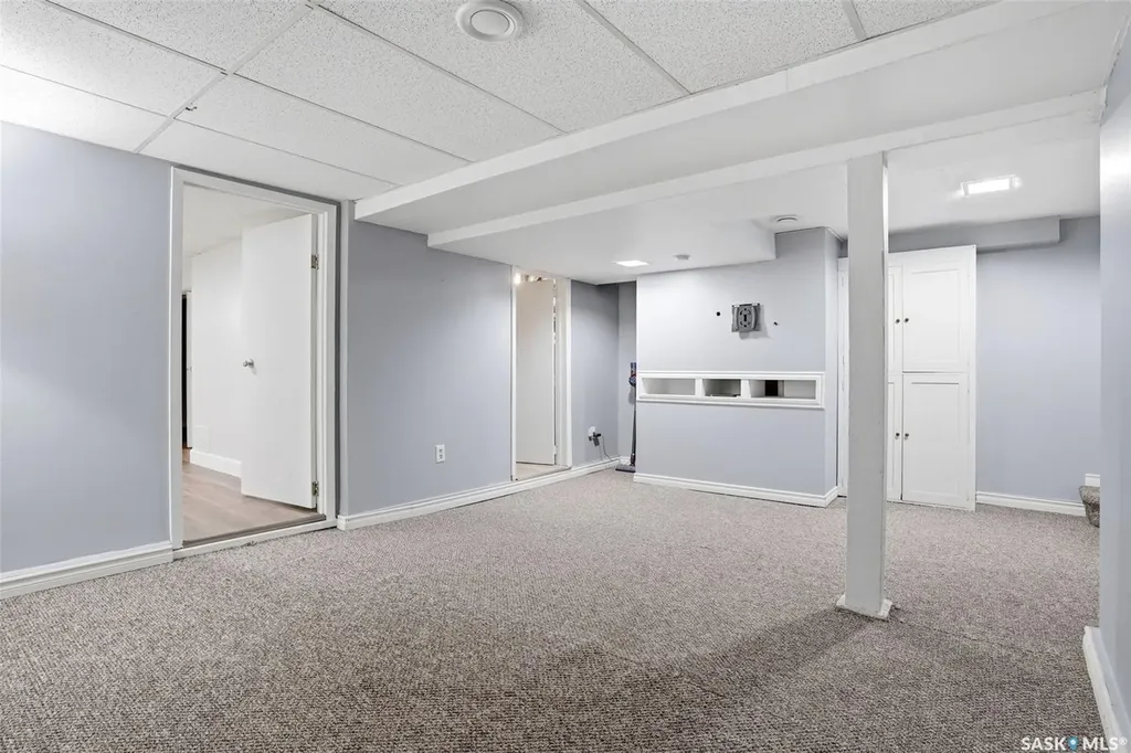 2261 Winnipeg Street Regina SK S4P 1H2