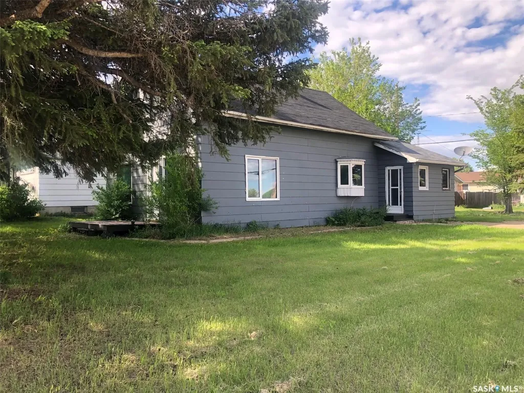 202 1st Avenue NW Preeceville SK S0A 3B0