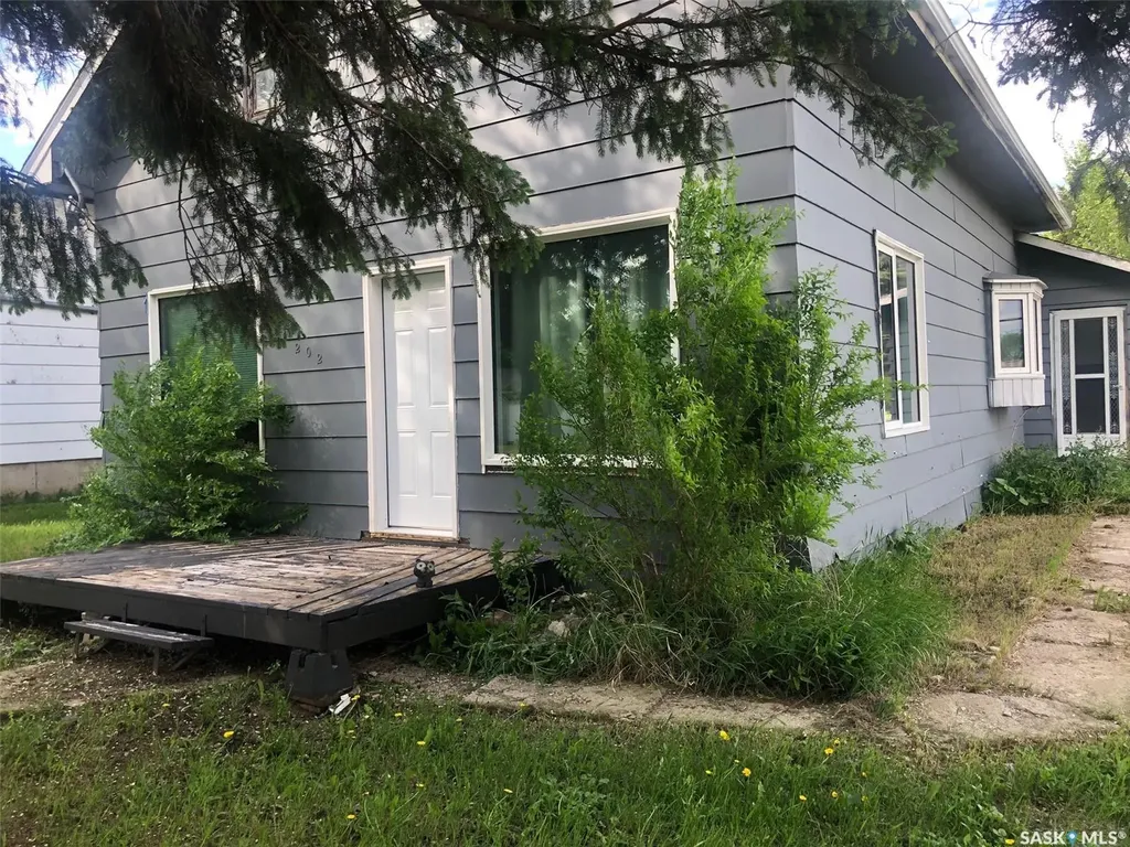 202 1st Avenue NW Preeceville SK S0A 3B0