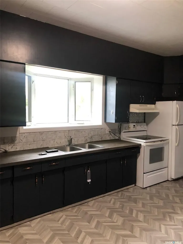 202 1st Avenue NW Preeceville SK S0A 3B0