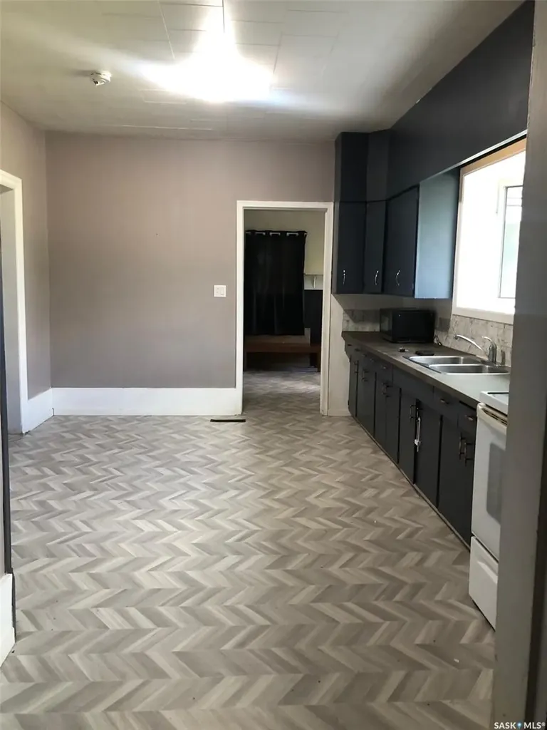 202 1st Avenue NW Preeceville SK S0A 3B0