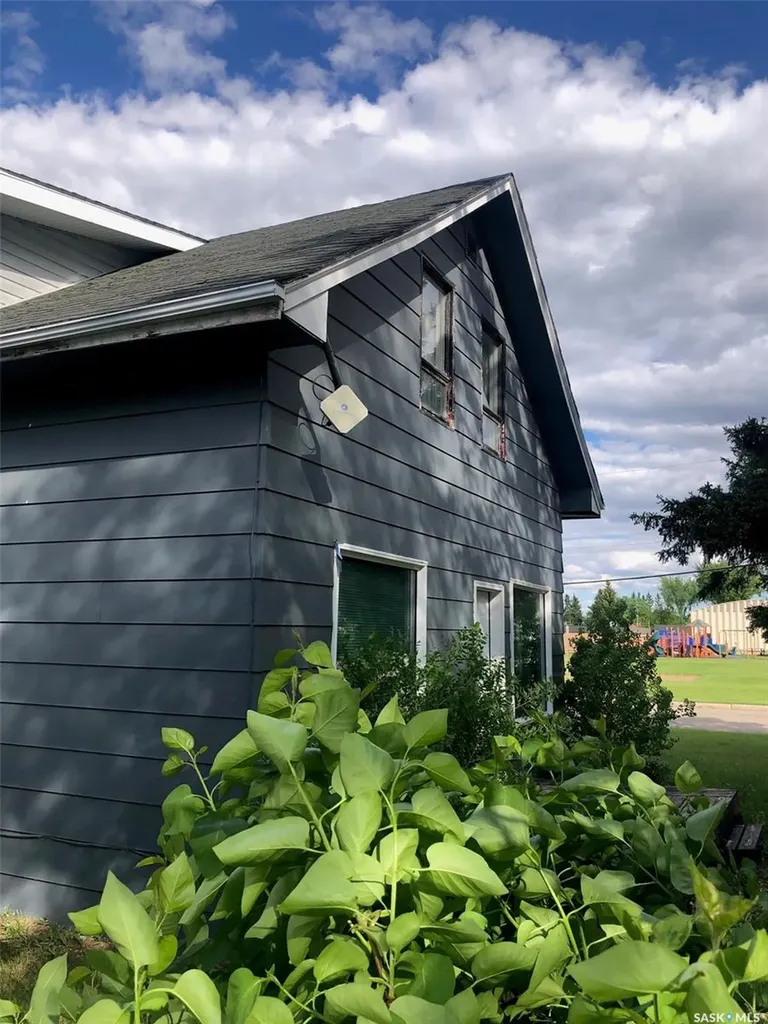 202 1st Avenue NW Preeceville SK S0A 3B0
