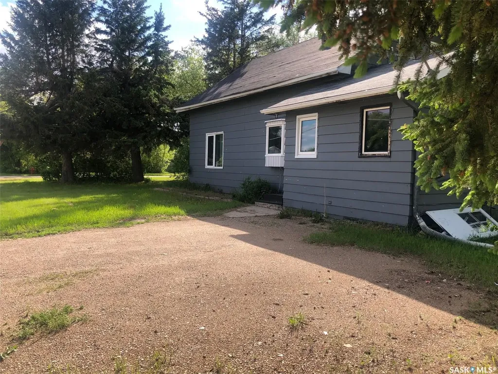 202 1st Avenue NW Preeceville SK S0A 3B0