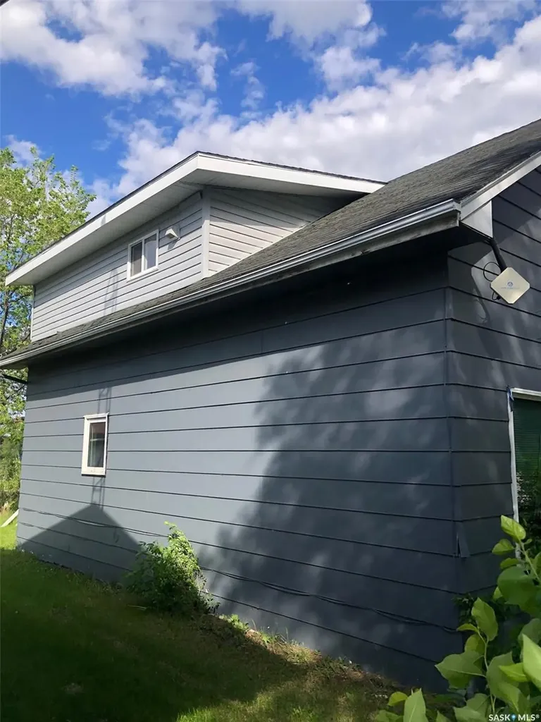 202 1st Avenue NW Preeceville SK S0A 3B0