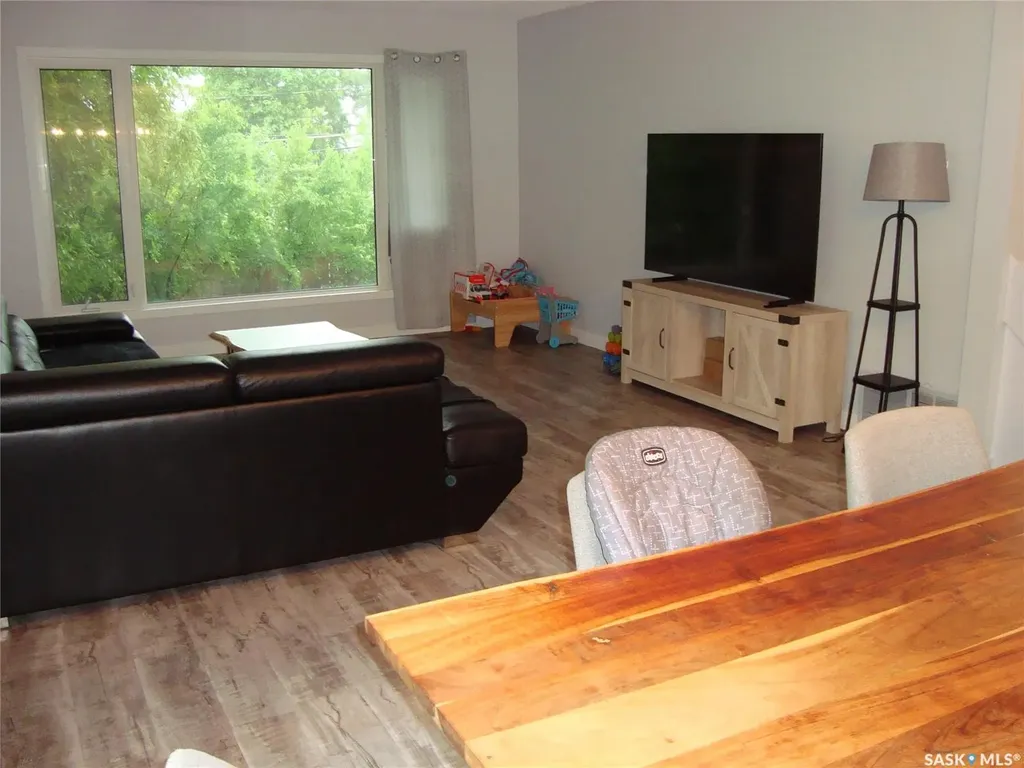 1430 Taylor Drive Swift Current SK S9H 1M9