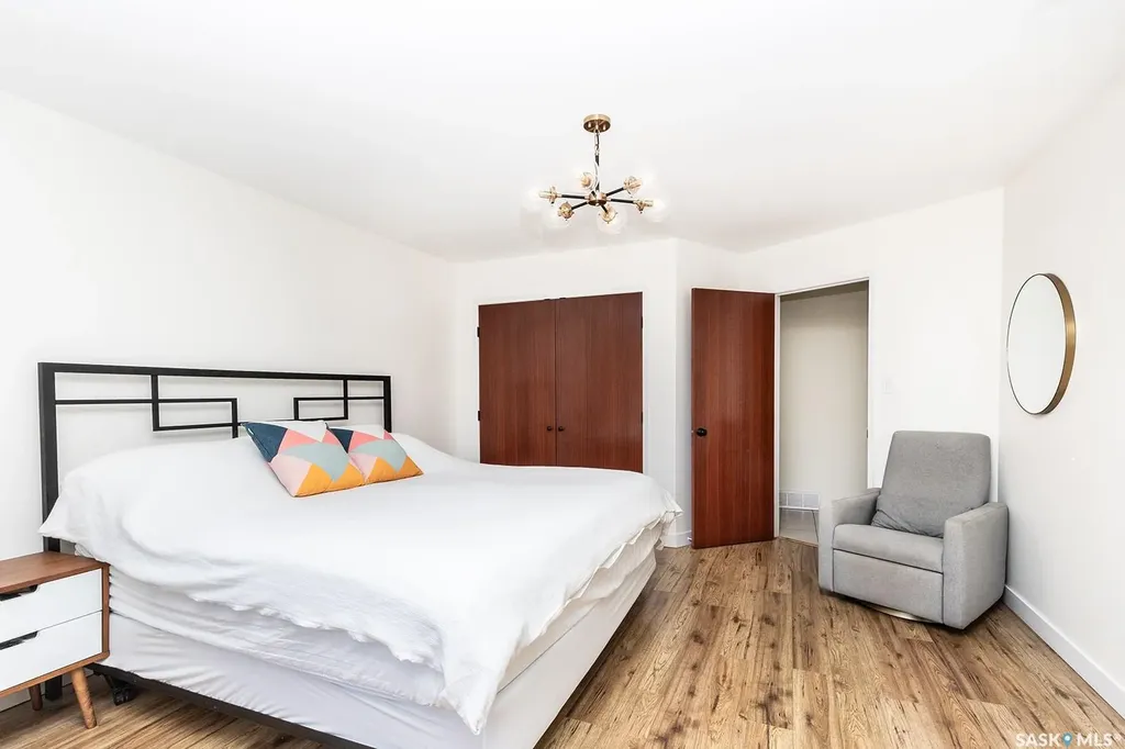 4 Rutter Crescent Saskatoon SK S7H 3B7