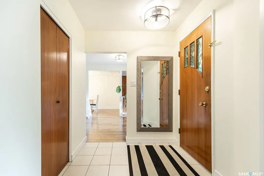 4 Rutter Crescent Saskatoon SK S7H 3B7