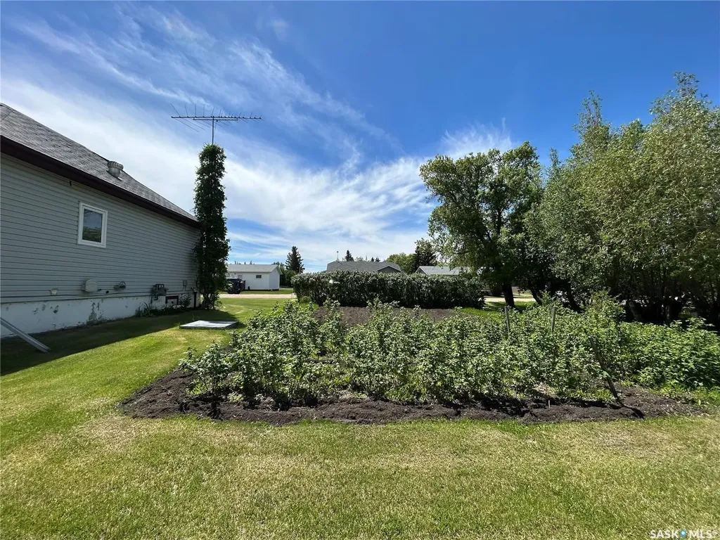 203 Phillips Street Muenster SK S0K 2Y0