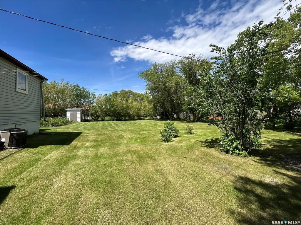 203 Phillips Street Muenster SK S0K 2Y0