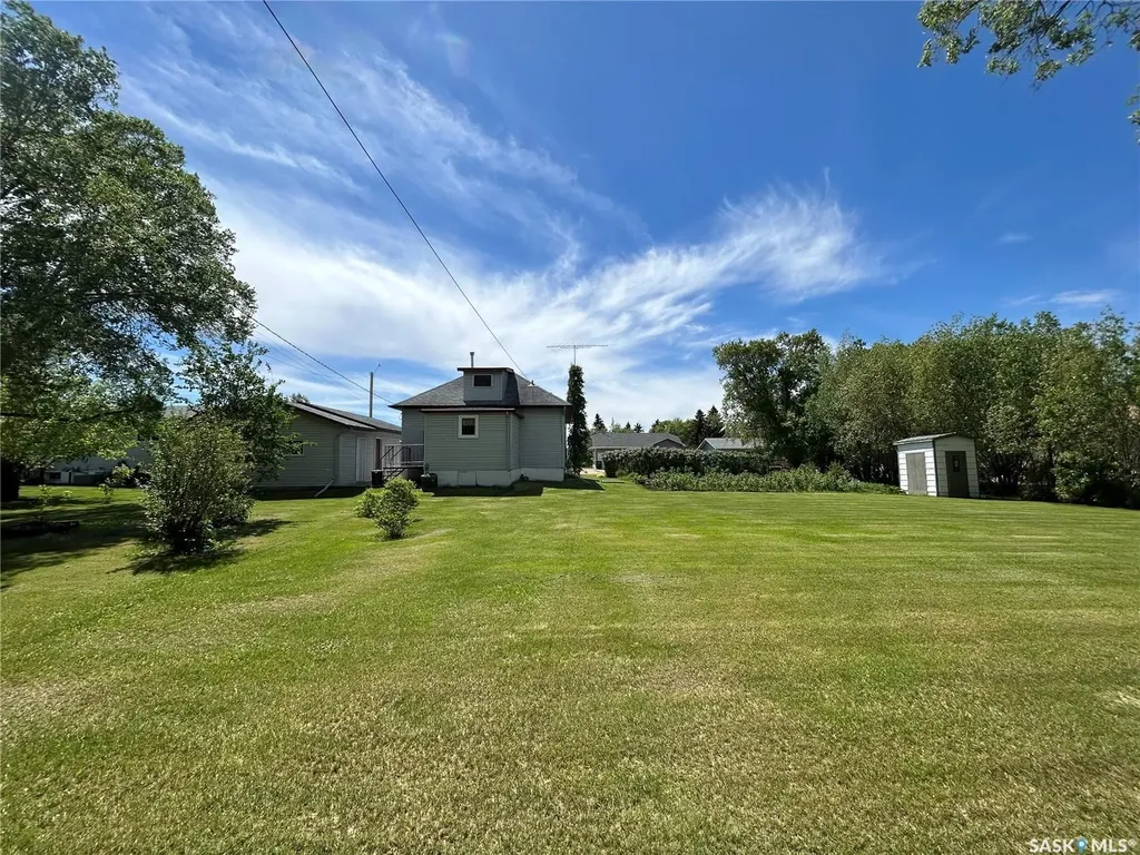 203 Phillips Street Muenster SK S0K 2Y0