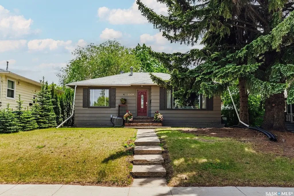 1426 12th Street E Saskatoon SK S7H 0E8