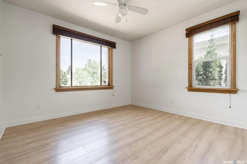 1426 12th Street E Saskatoon SK S7H 0E8