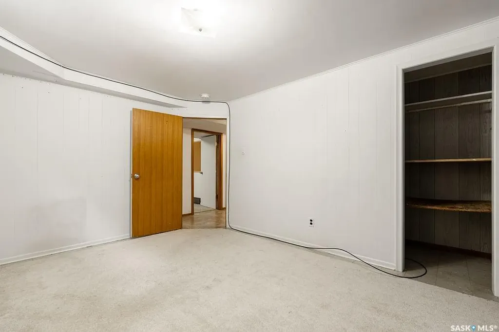 1426 12th Street E Saskatoon SK S7H 0E8