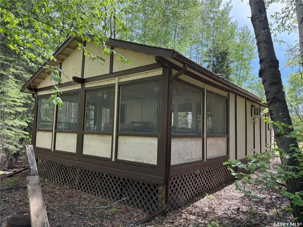 404 Northshore Drive Northern Admin District SK S0M 0G0