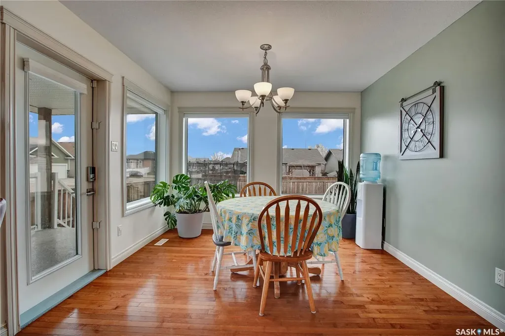 201 Brookside Court Warman SK S0K 0A1