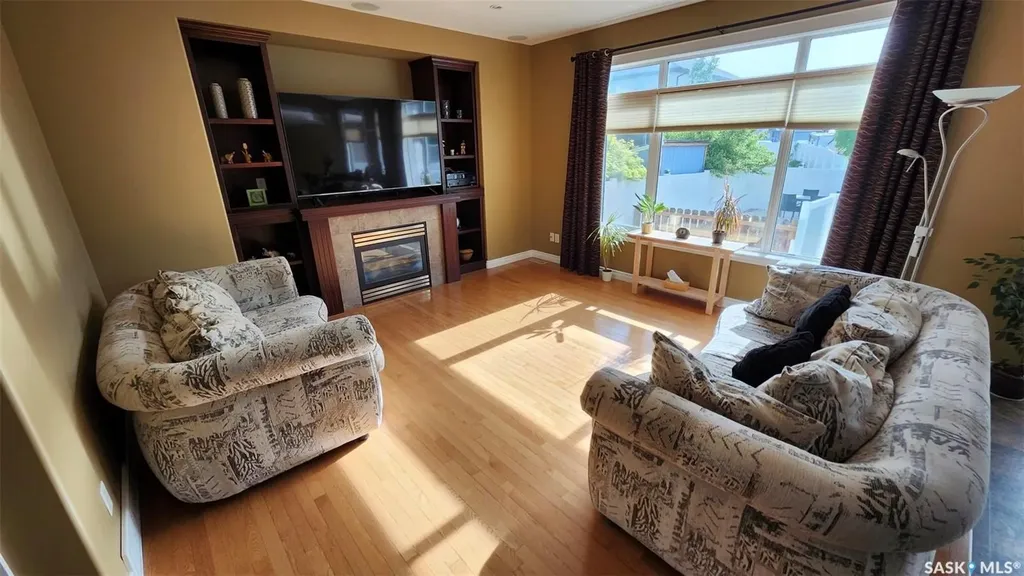 4806 Junor Place Regina SK S4X 0B6