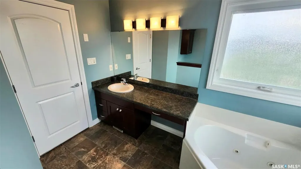 4806 Junor Place Regina SK S4X 0B6