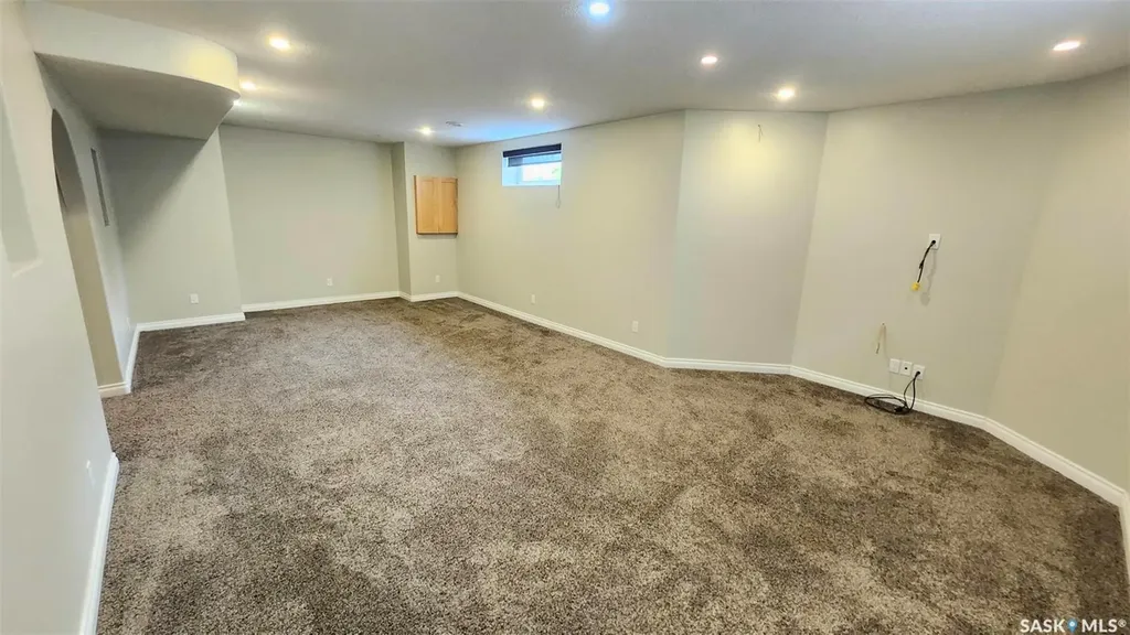 4806 Junor Place Regina SK S4X 0B6