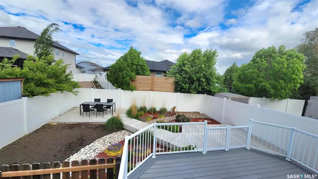 4806 Junor Place Regina SK S4X 0B6