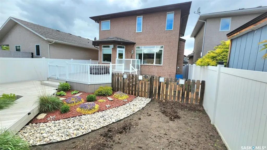 4806 Junor Place Regina SK S4X 0B6