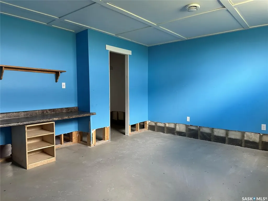 201 1st Street E Lomond Rm No. 37 SK S0C 0V0
