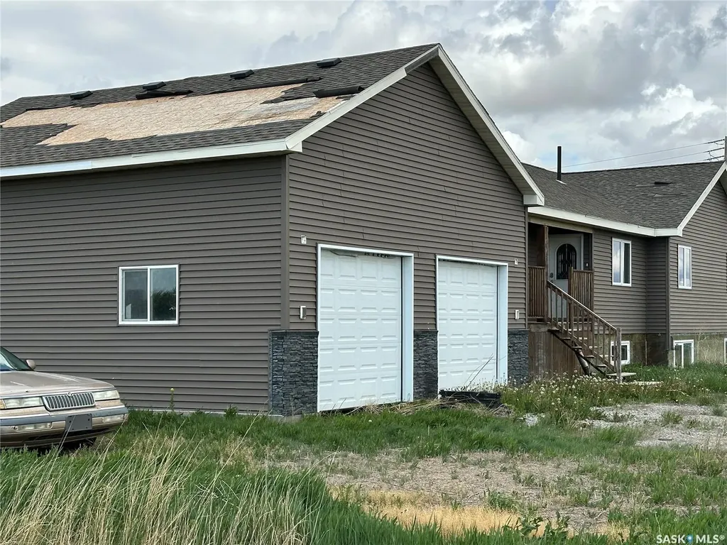 201 1st Street E Lomond Rm No. 37 SK S0C 0V0