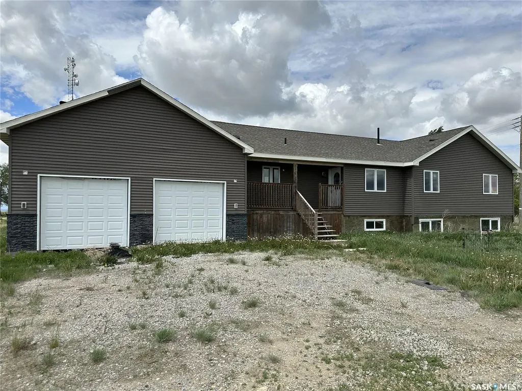 201 1st Street E Lomond Rm No. 37 SK S0C 0V0