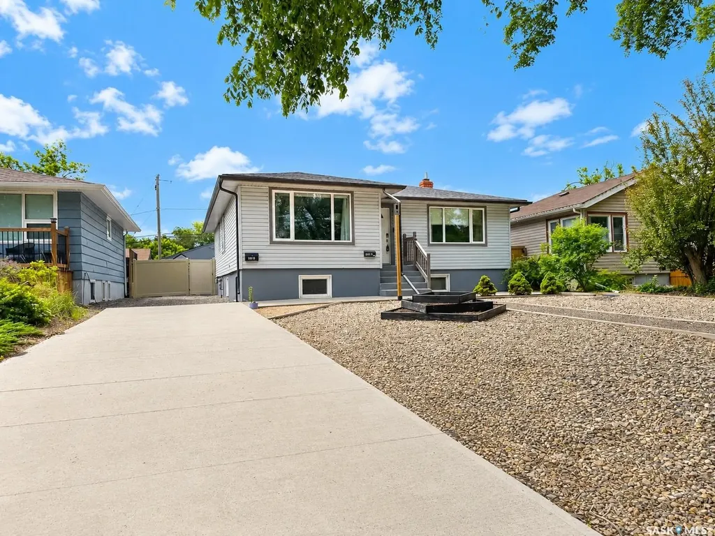533 Broadway Avenue Regina SK S4N 1B9