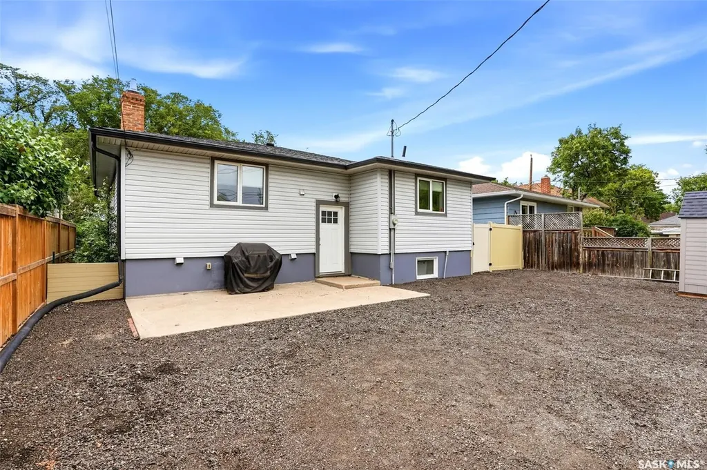 533 Broadway Avenue Regina SK S4N 1B9