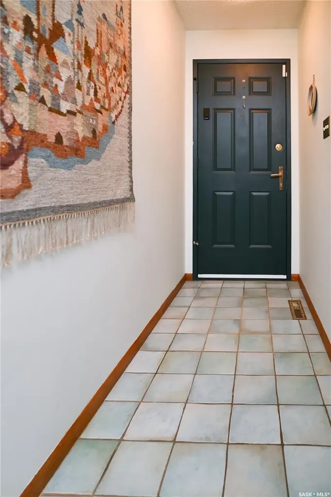75 Richmond Crescent Saskatoon SK S7K 1A9