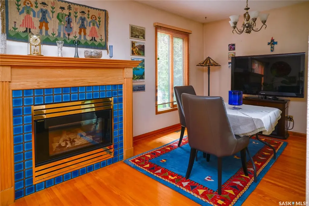 75 Richmond Crescent Saskatoon SK S7K 1A9
