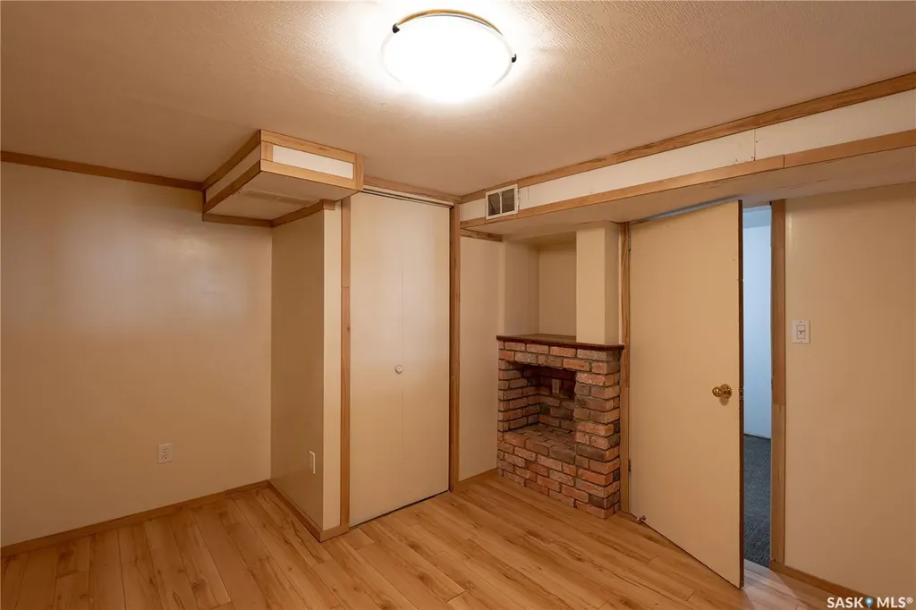 2351 Reynolds Street Regina SK S4N 3N6