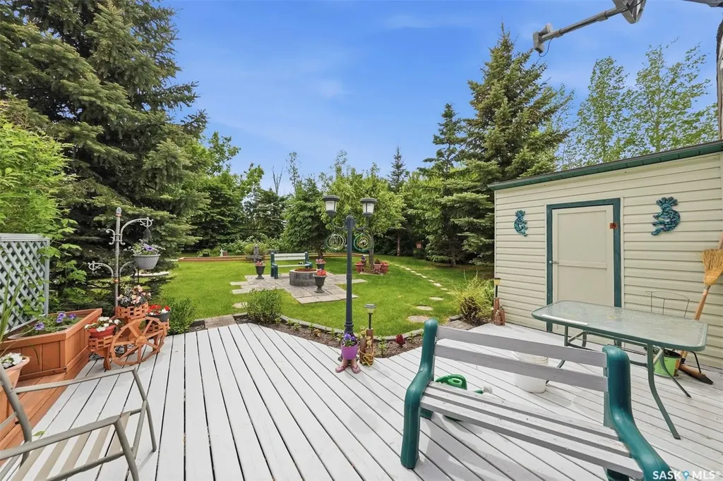 313 Cumming Avenue Manitou Beach SK S0K 4T1