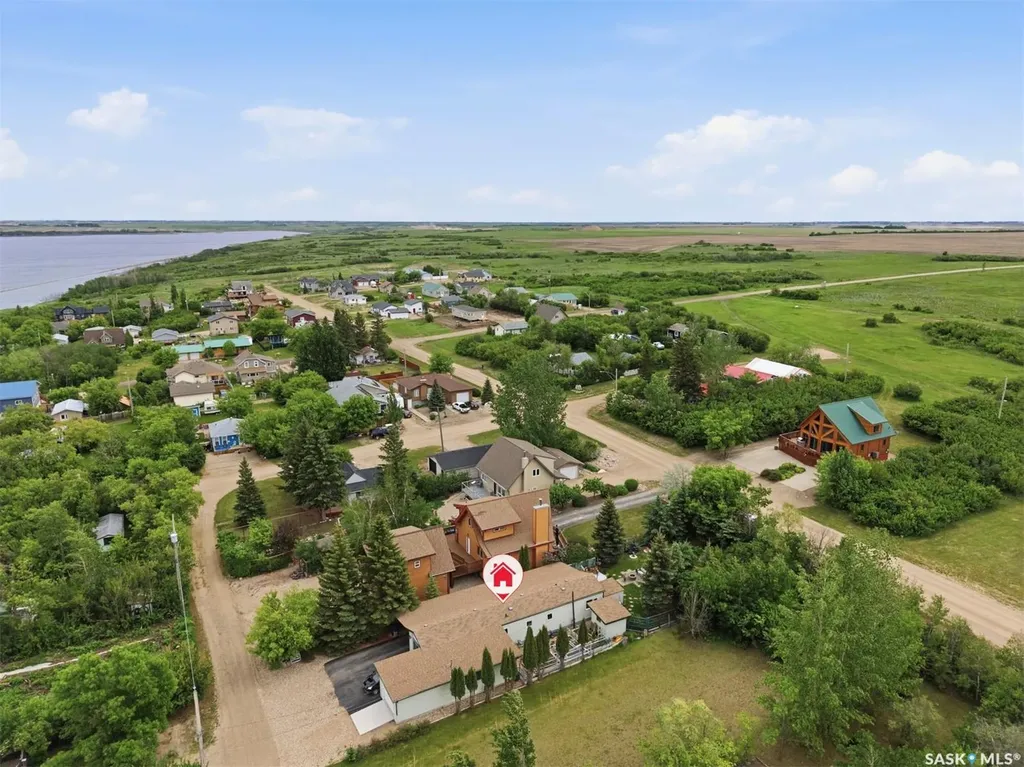 313 Cumming Avenue Manitou Beach SK S0K 4T1