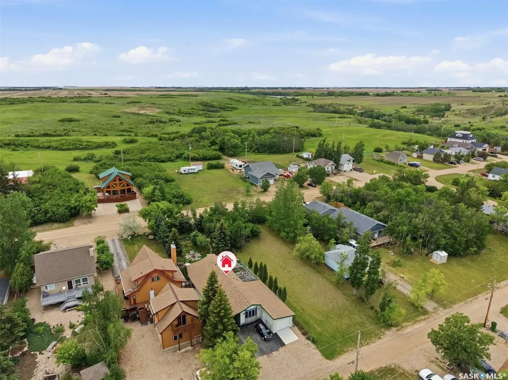 313 Cumming Avenue Manitou Beach SK S0K 4T1