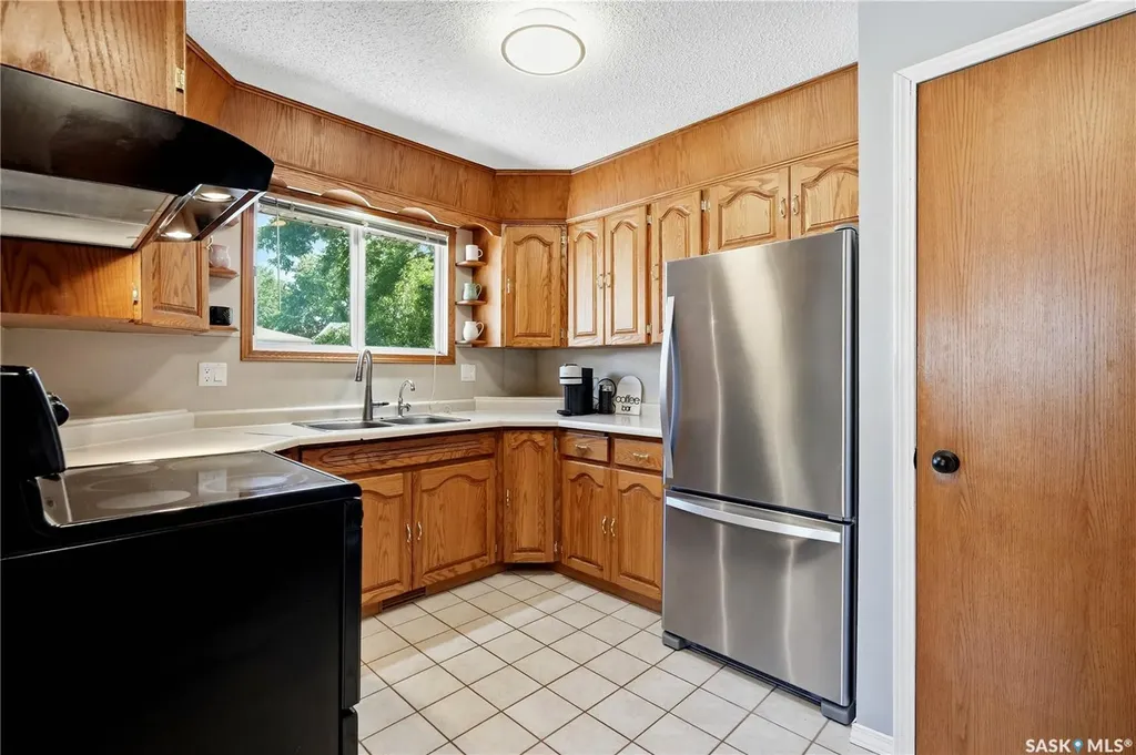 110 Laubach Crescent Regina SK S4S 6M3