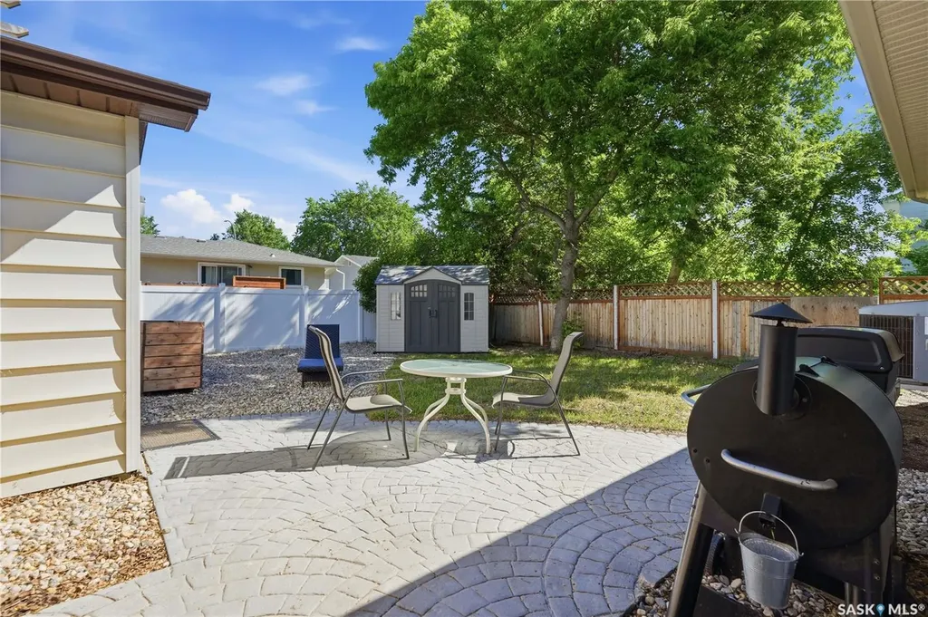 110 Laubach Crescent Regina SK S4S 6M3