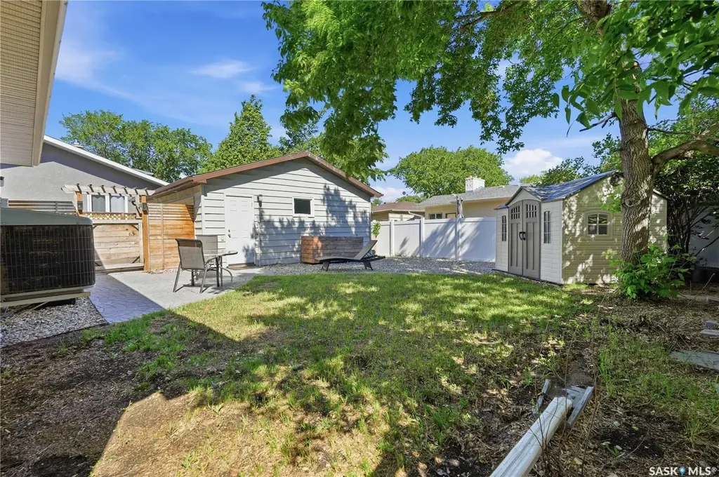 110 Laubach Crescent Regina SK S4S 6M3