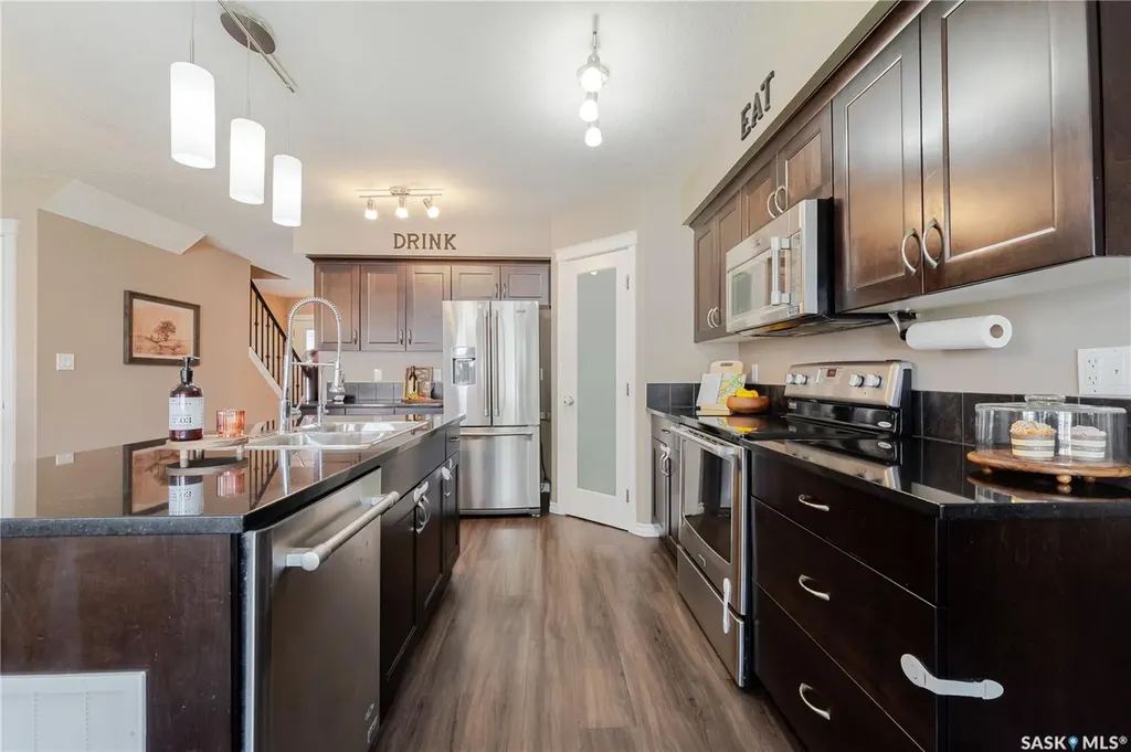 940 Bradley Street Moose Jaw SK S6H 3M4