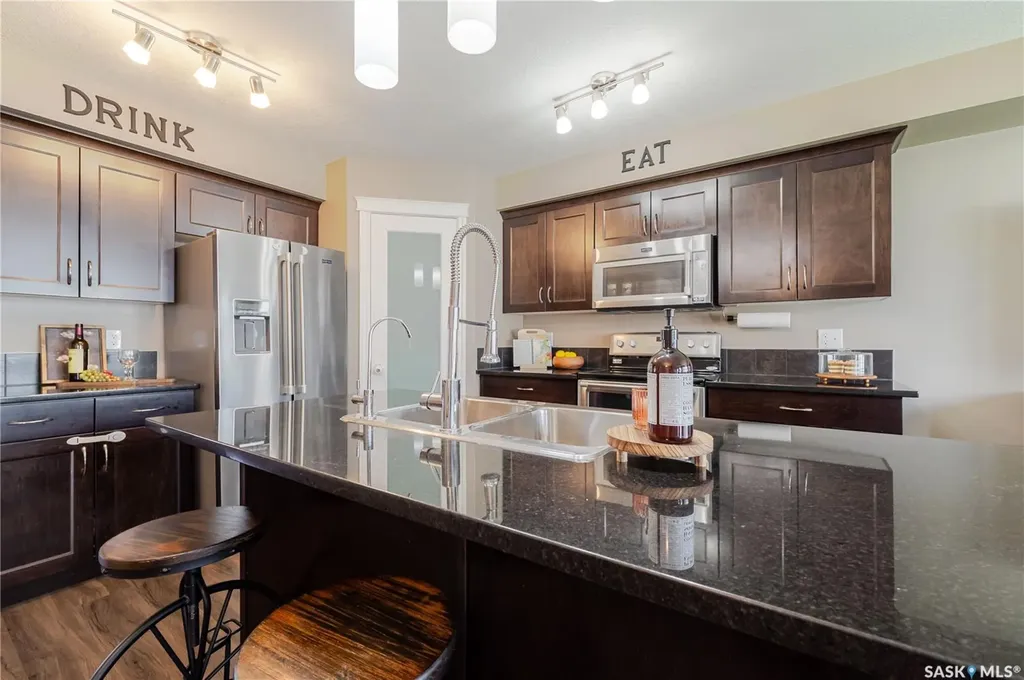 940 Bradley Street Moose Jaw SK S6H 3M4