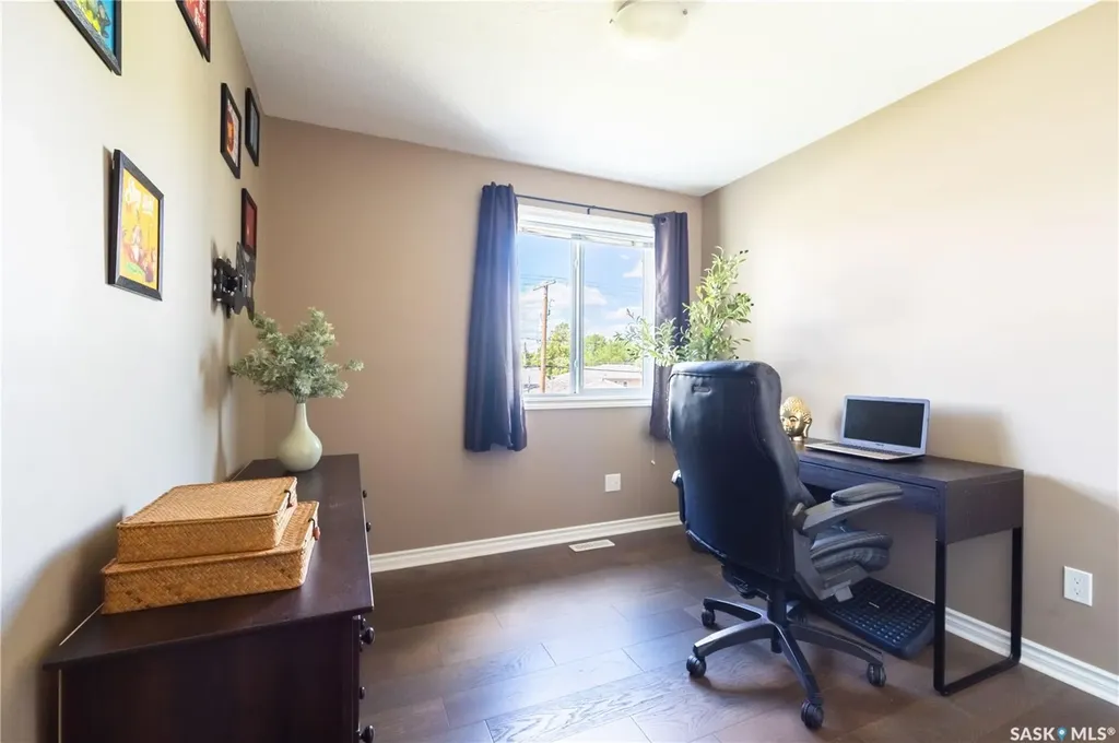940 Bradley Street Moose Jaw SK S6H 3M4