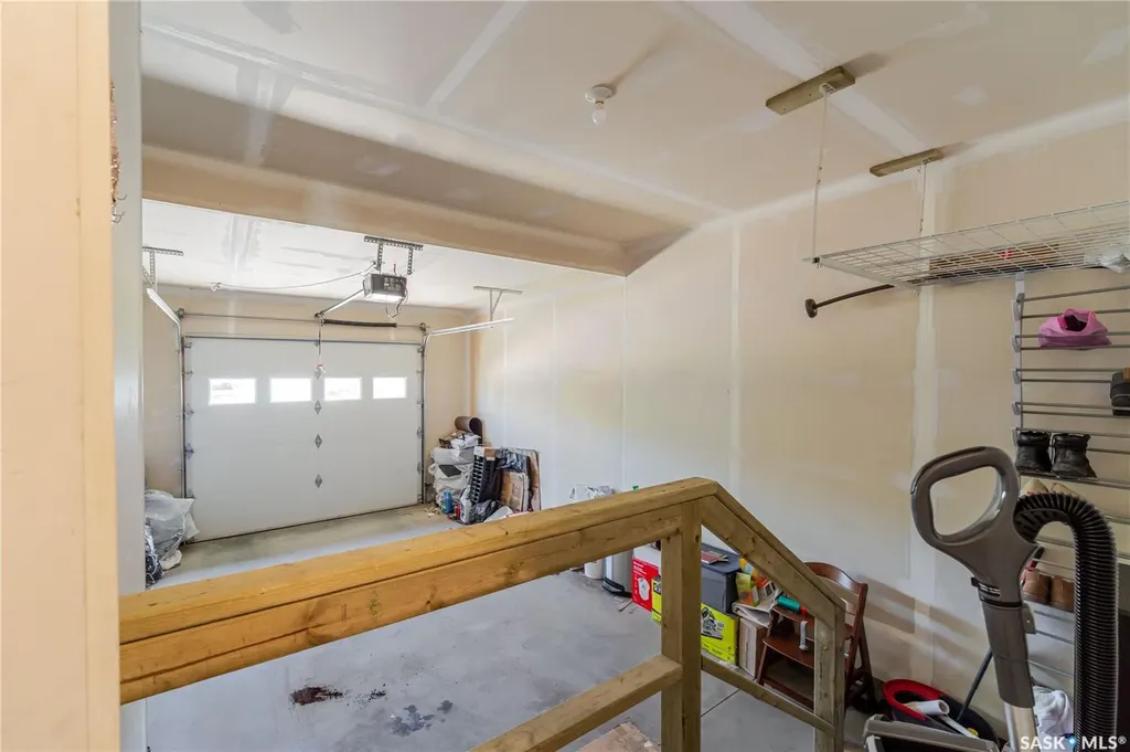 940 Bradley Street Moose Jaw SK S6H 3M4
