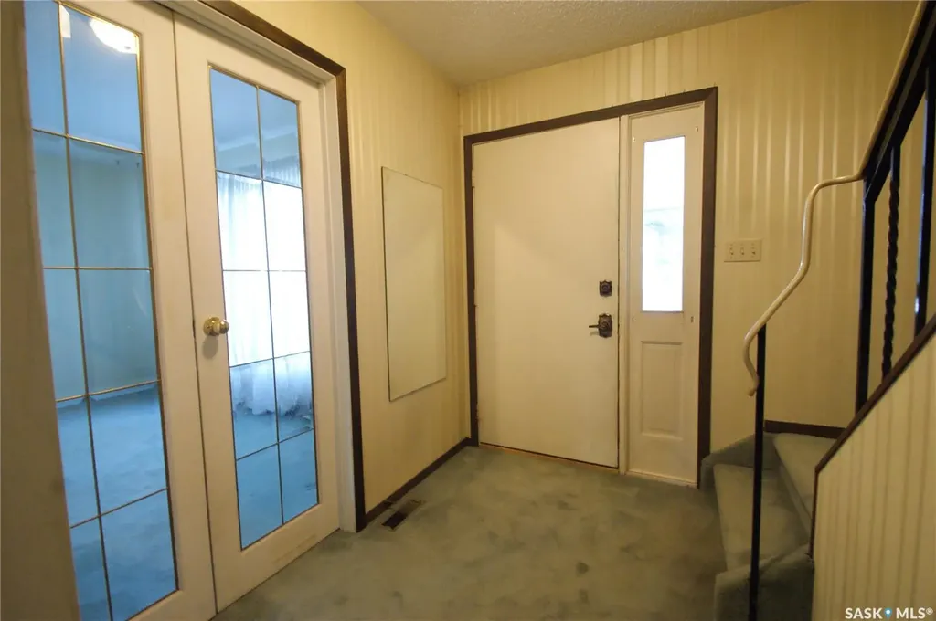 99 Assiniboine Drive Saskatoon SK S7K 4E7