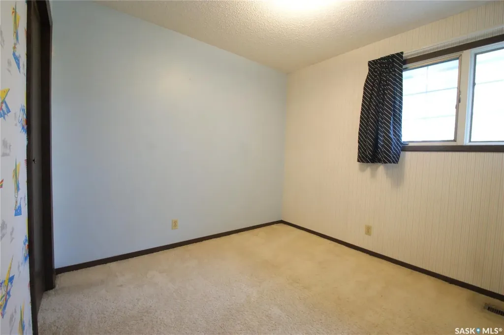 99 Assiniboine Drive Saskatoon SK S7K 4E7